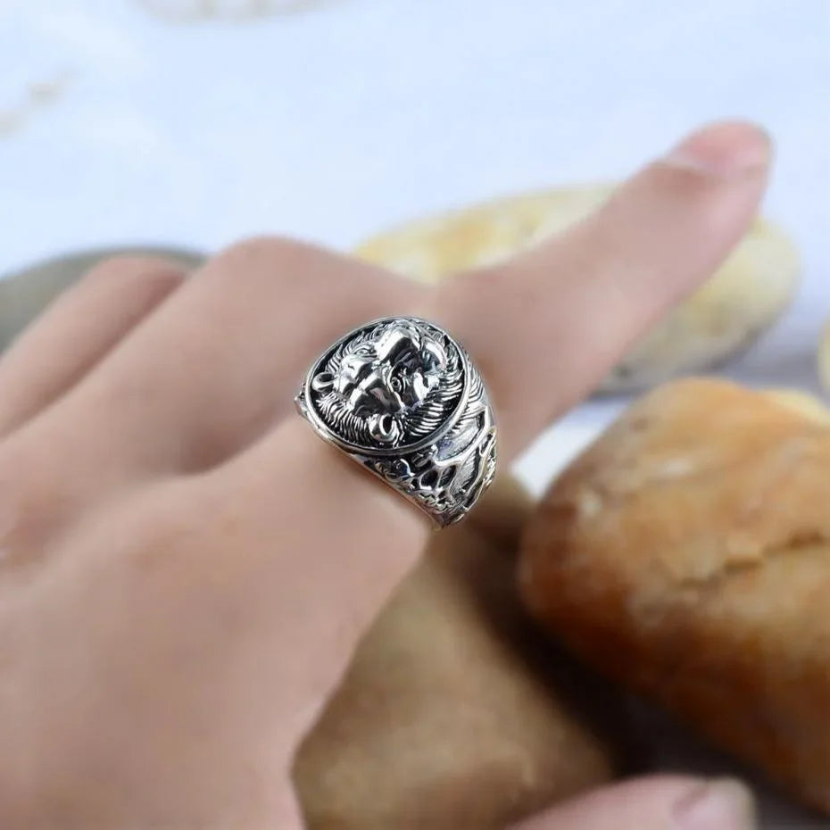 Leo - Bague chevalière avec tête de lion